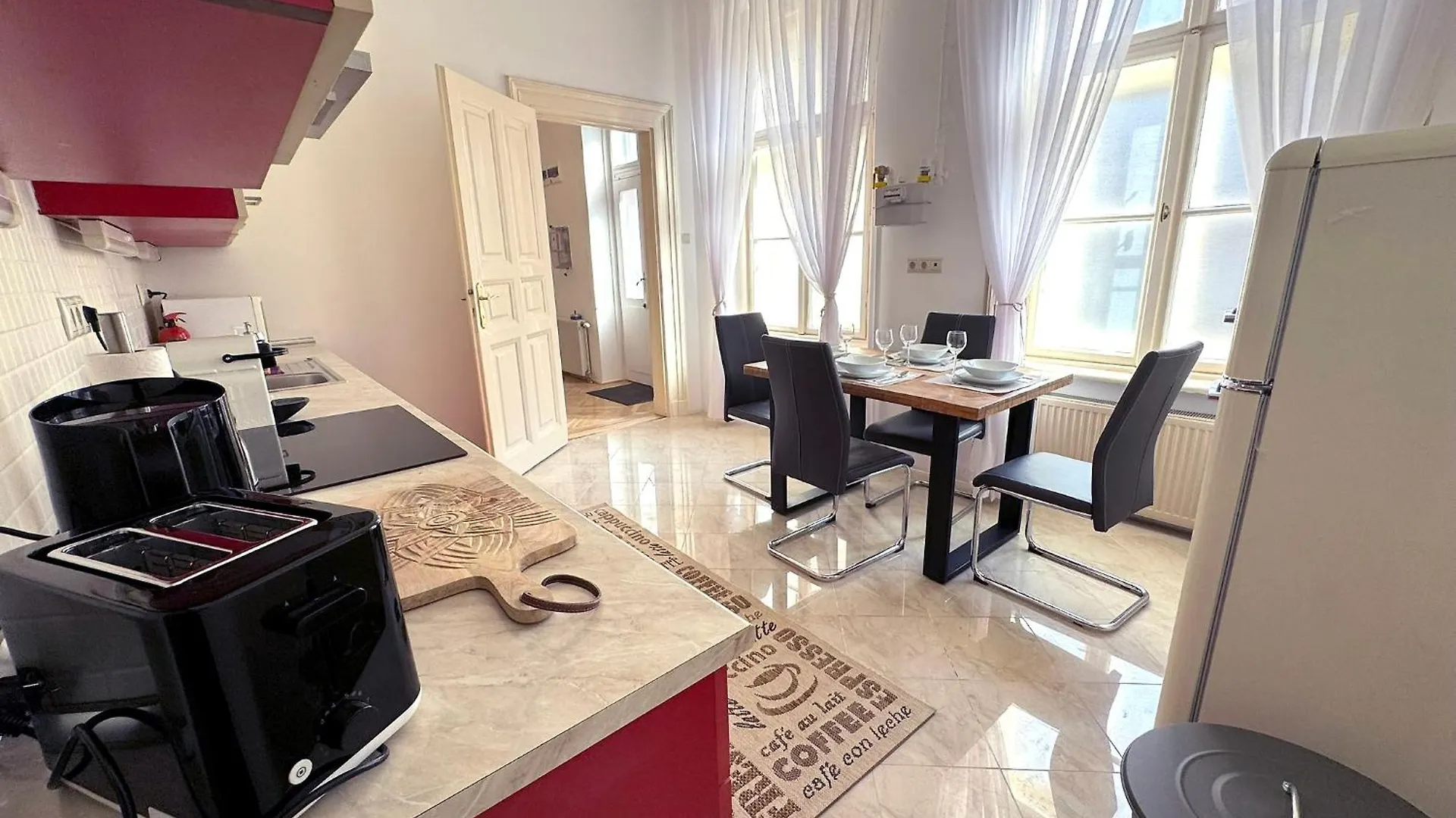 Elegant 125M2 Apartment Downtown Будапешт