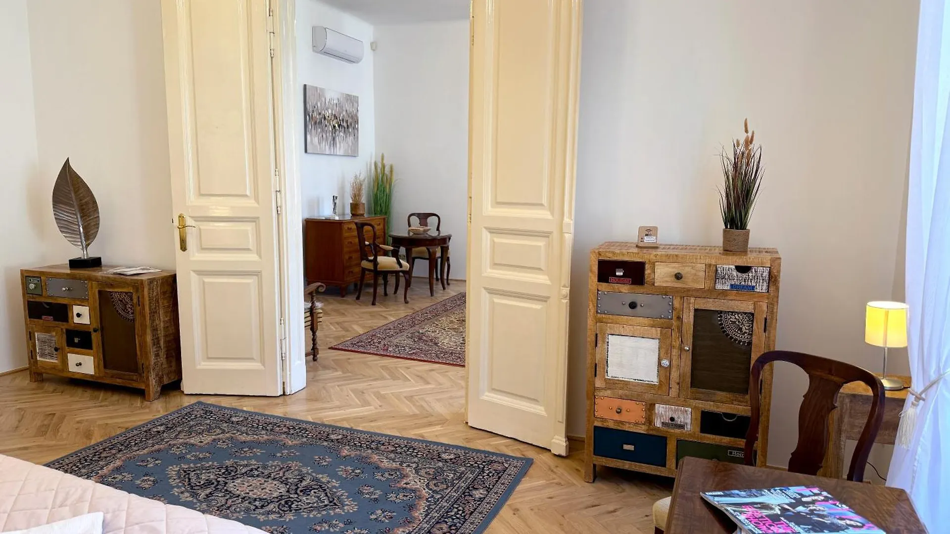 Elegant 125M2 Apartment Downtown Budapest 0*,