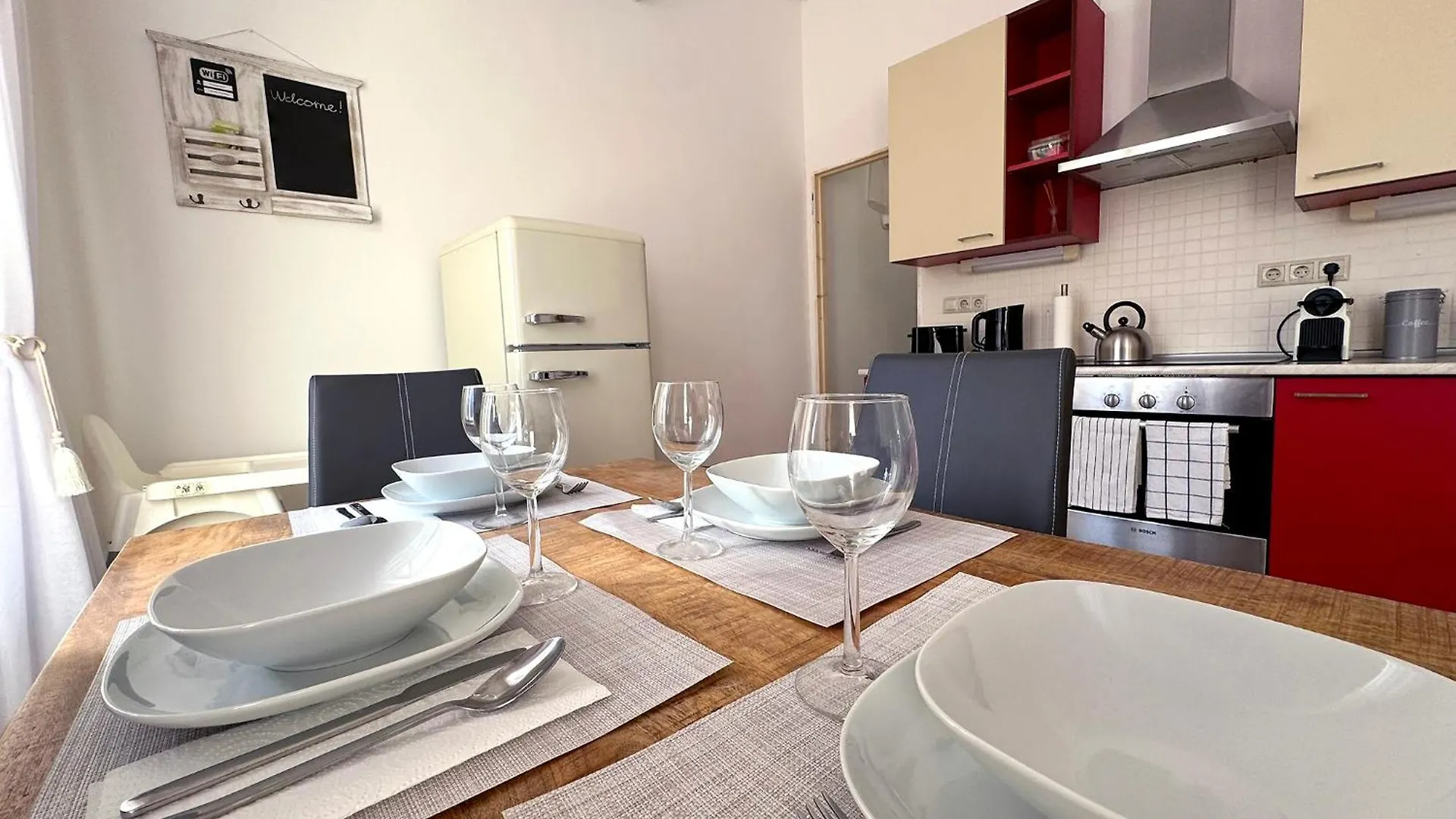 Elegant 125M2 Apartment Downtown Budapest