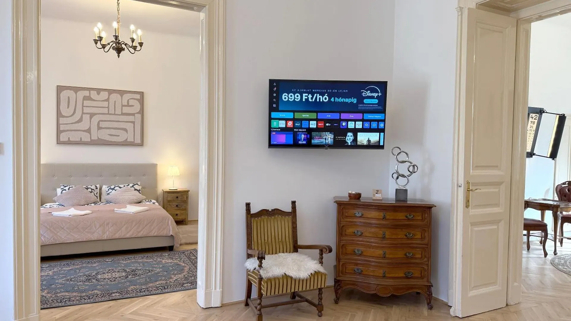 Elegant 125M2 Apartment Downtown Budapest